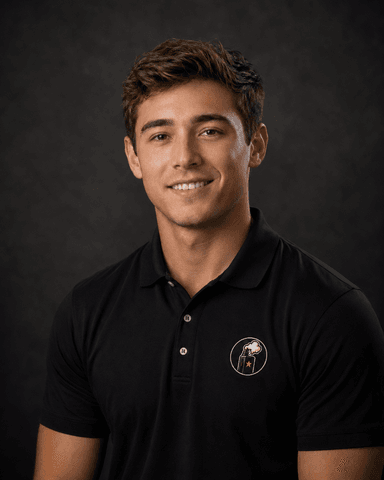 Noah Brooks, Compatibility Researcher at Vape Reviews